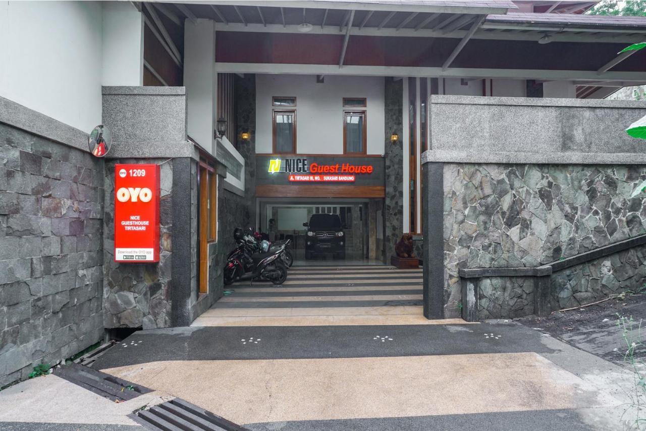 Oyo 1209 Tirtasari Nice Guesthouse บันดุง ภายนอก รูปภาพ