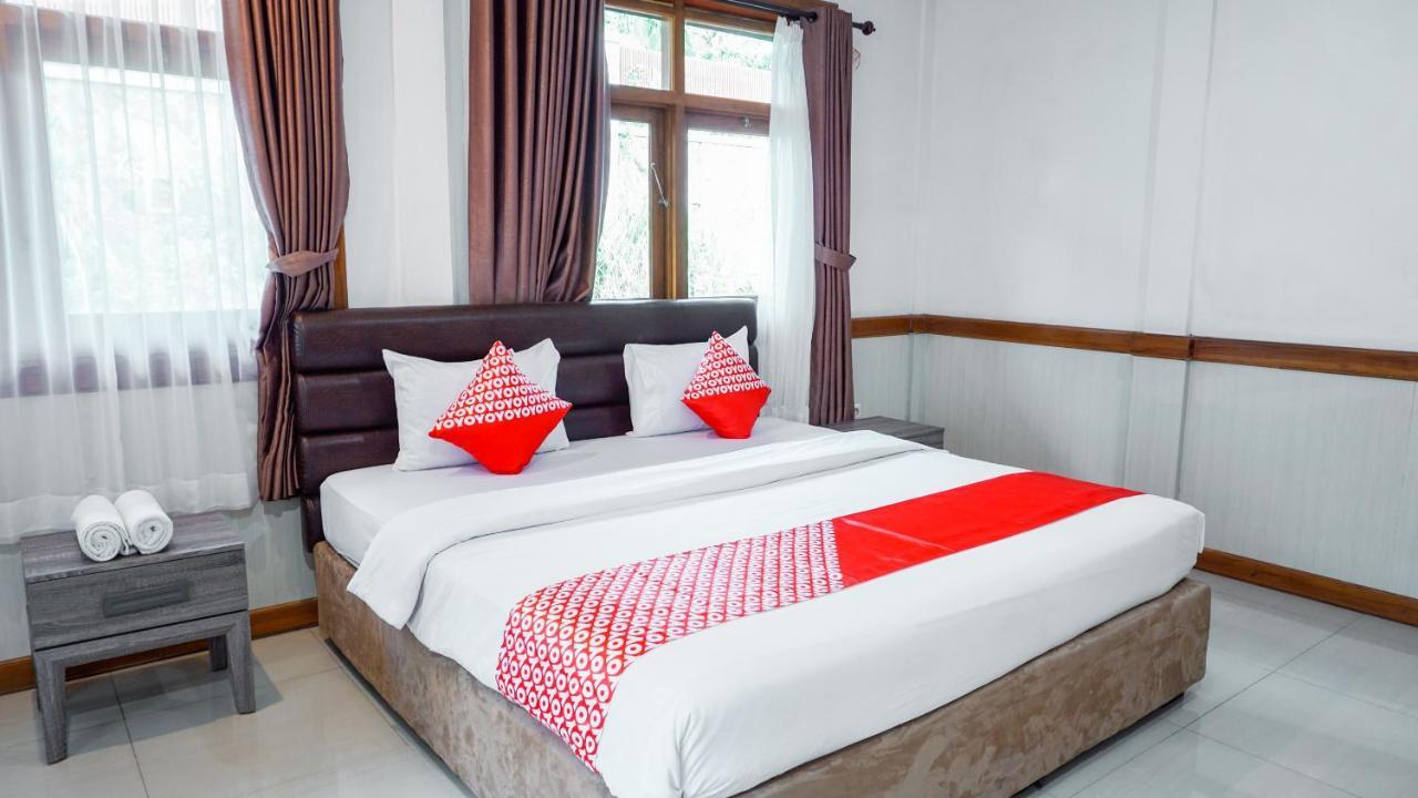 Oyo 1209 Tirtasari Nice Guesthouse บันดุง ภายนอก รูปภาพ