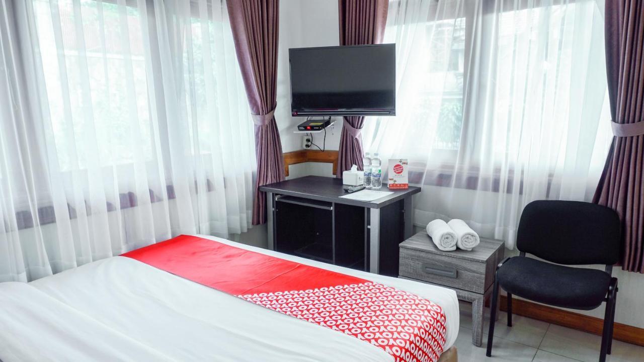 Oyo 1209 Tirtasari Nice Guesthouse บันดุง ภายนอก รูปภาพ