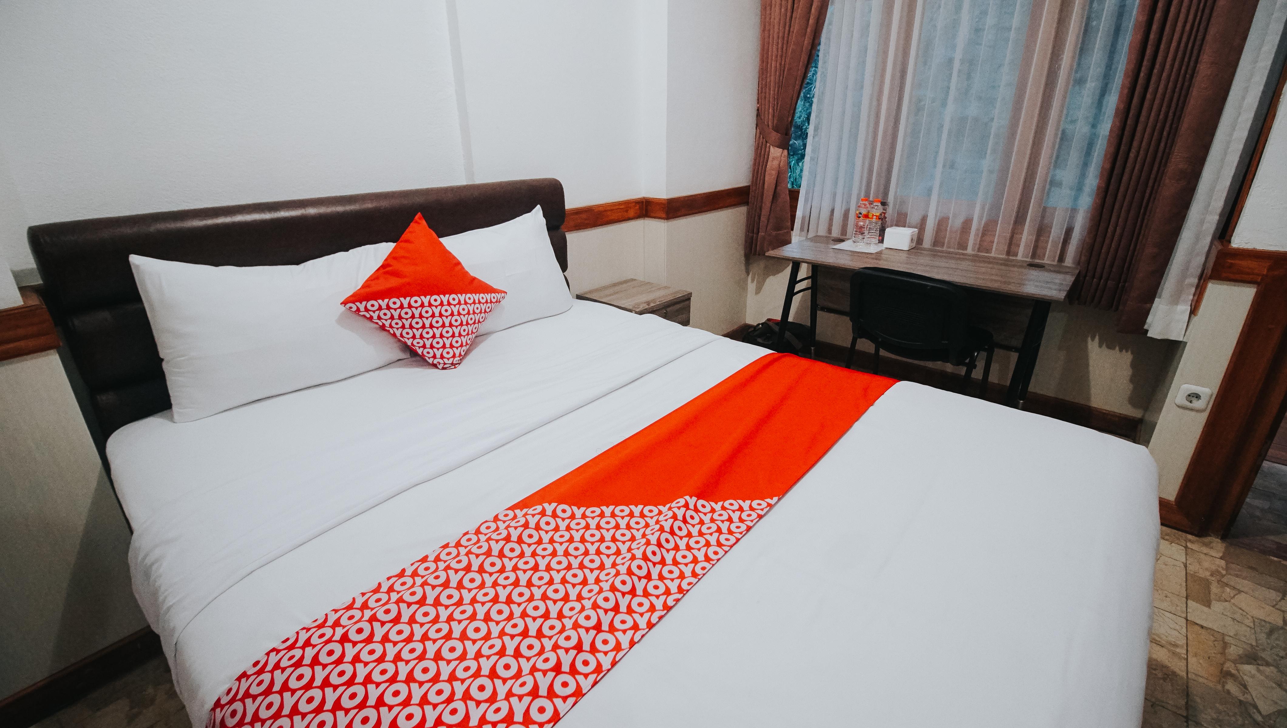 Oyo 1209 Tirtasari Nice Guesthouse บันดุง ภายนอก รูปภาพ