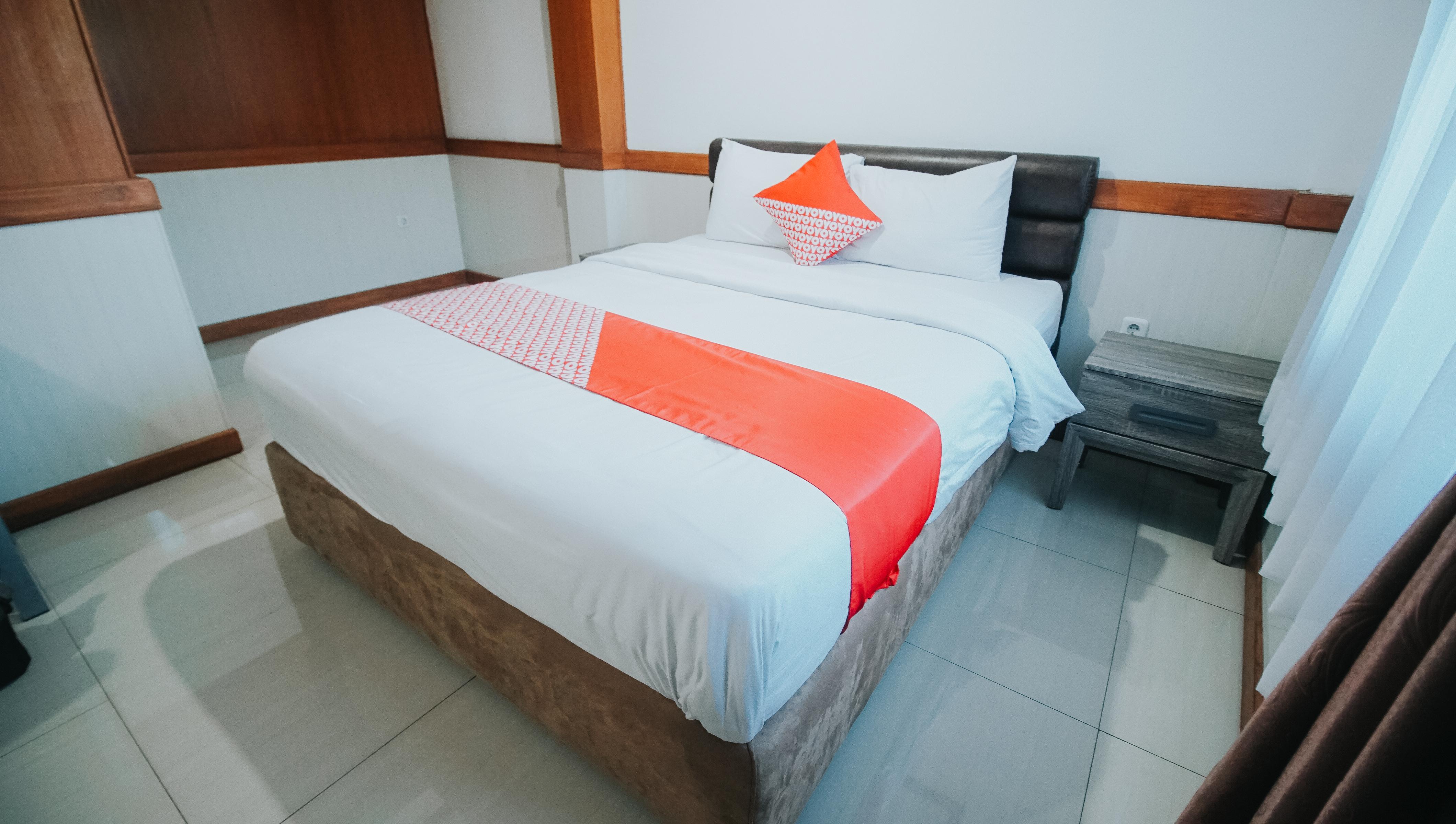 Oyo 1209 Tirtasari Nice Guesthouse บันดุง ภายนอก รูปภาพ