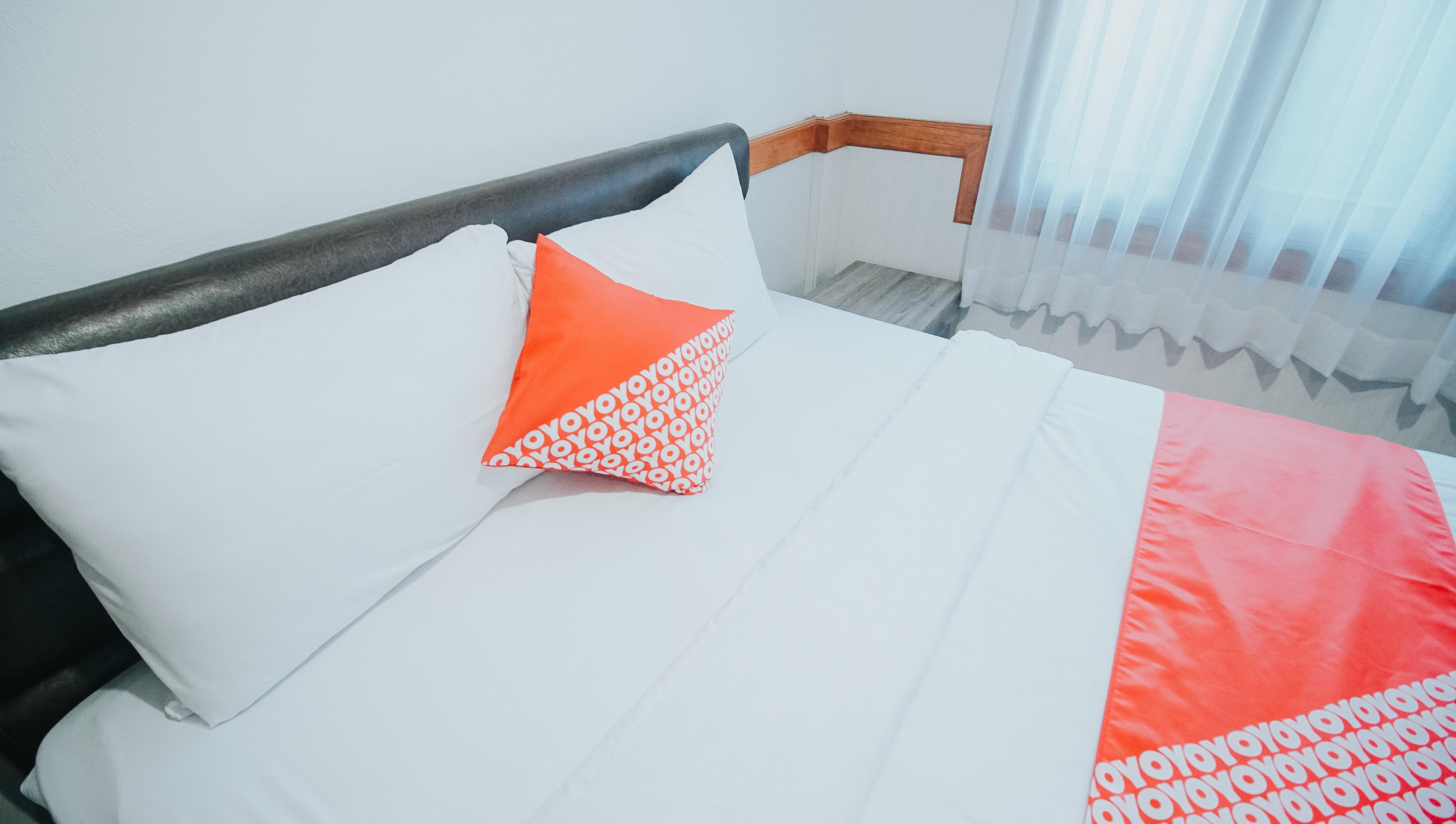 Oyo 1209 Tirtasari Nice Guesthouse บันดุง ภายนอก รูปภาพ