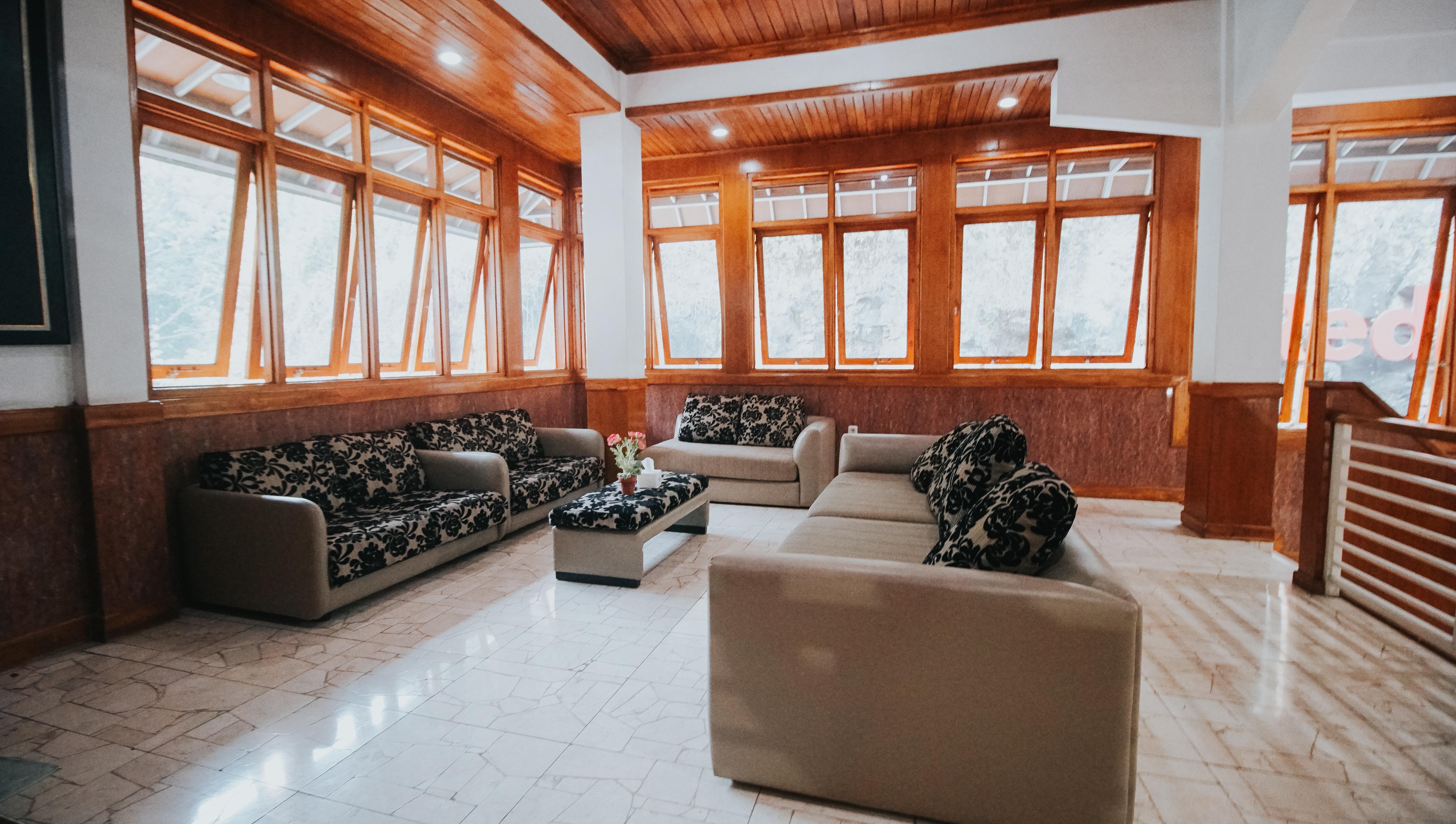 Oyo 1209 Tirtasari Nice Guesthouse บันดุง ภายนอก รูปภาพ